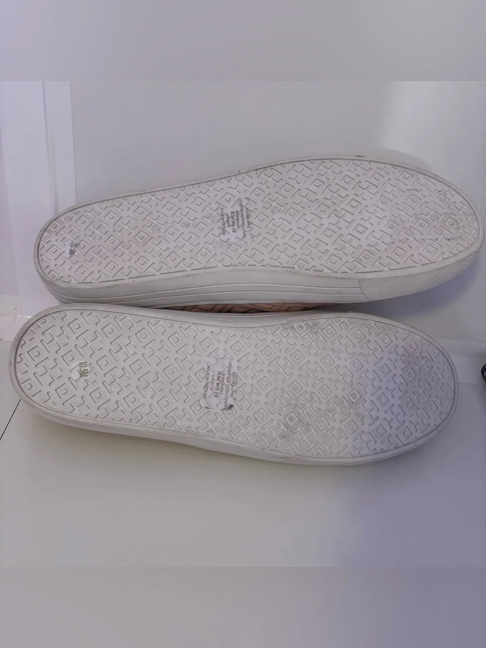 Tory Burch Pink Quilted 10.5 Shoes